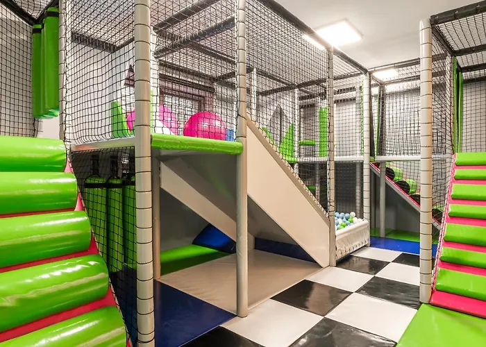 מלון דירות Bialczanski 3*